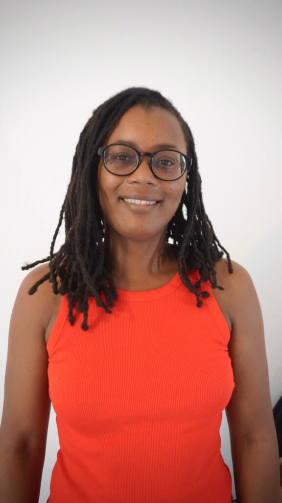 Linsay Boraton - communication web